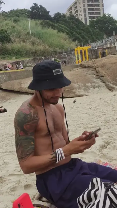 Jon Argentino, acompanhante em Rio de Janeiro