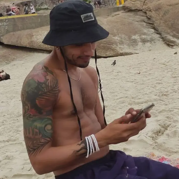 Jon Argentino, acompanhante em Rio de Janeiro